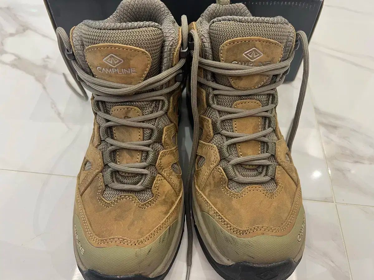 CAMPLINE サンティアゴ カモフラージュ 登山靴 235mm サイズ
