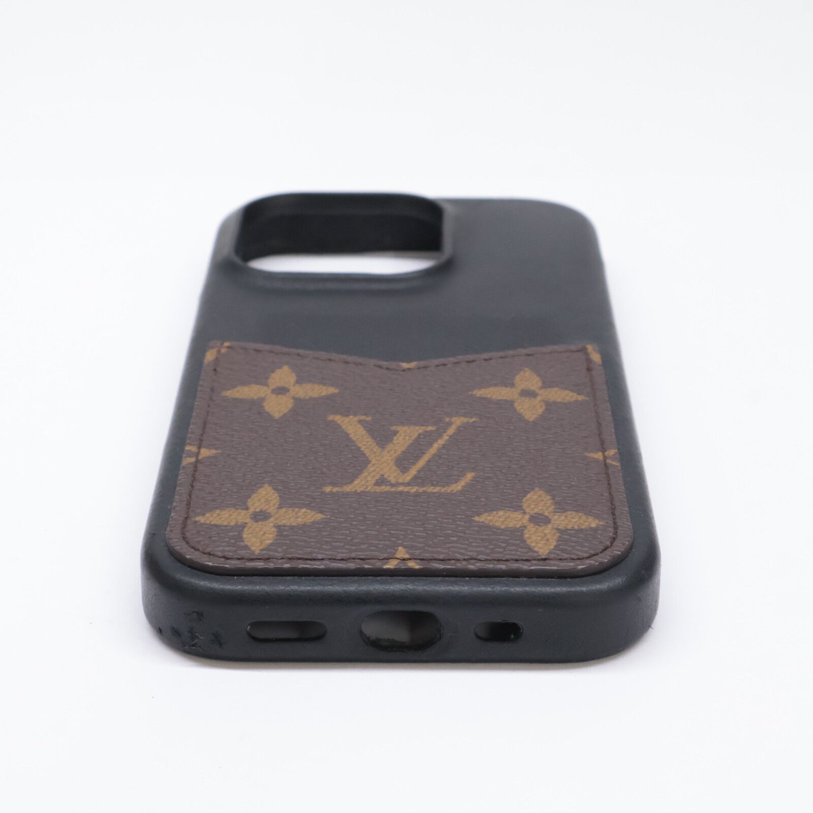 LOUIS VUITTON ルイヴィトン 24年製 M12551 IPHONE バンパー 16 PRO