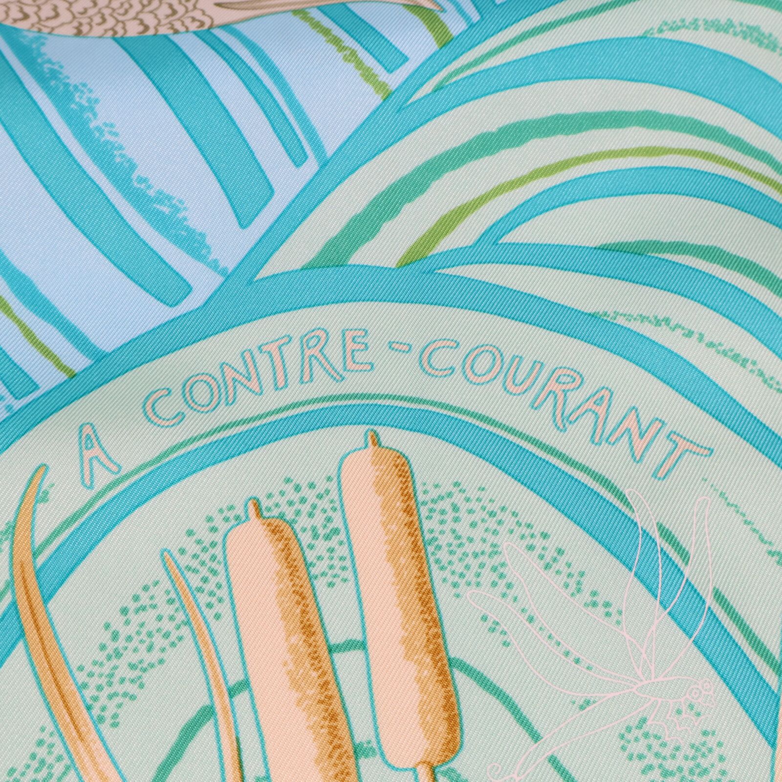  HERMES エルメス A CONTRE-COURANT 鯉の滝登り シルク バンダナ スカーフ 小物