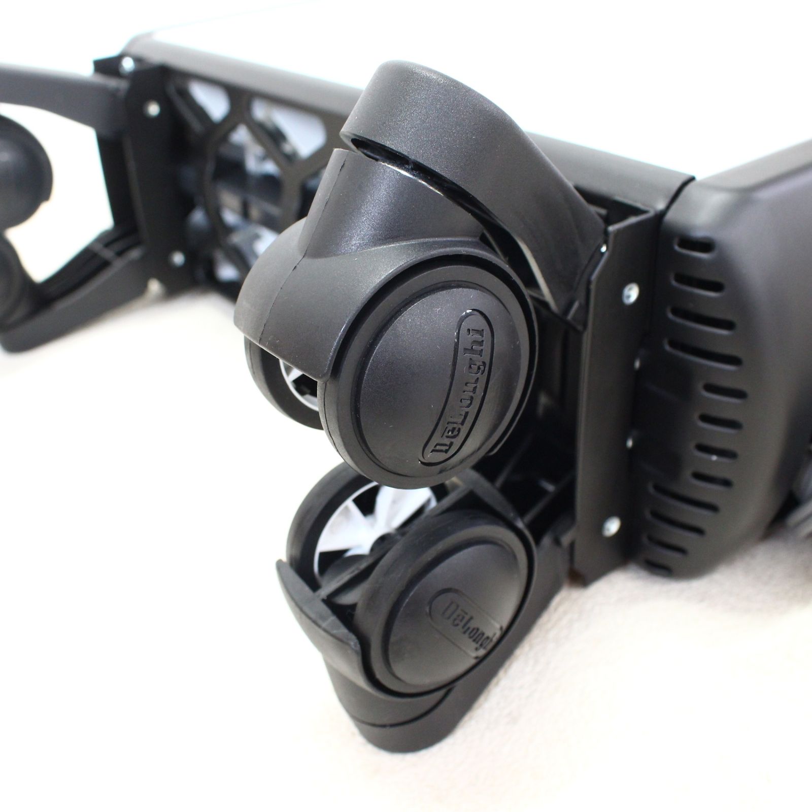 新古品　デロンギ　2024年製　MDHAA12WIFI-BK 新古品 Amazon | (DeLonghi)マルチダイナミックヒーター ゼロ風暖房 Wi-Fi