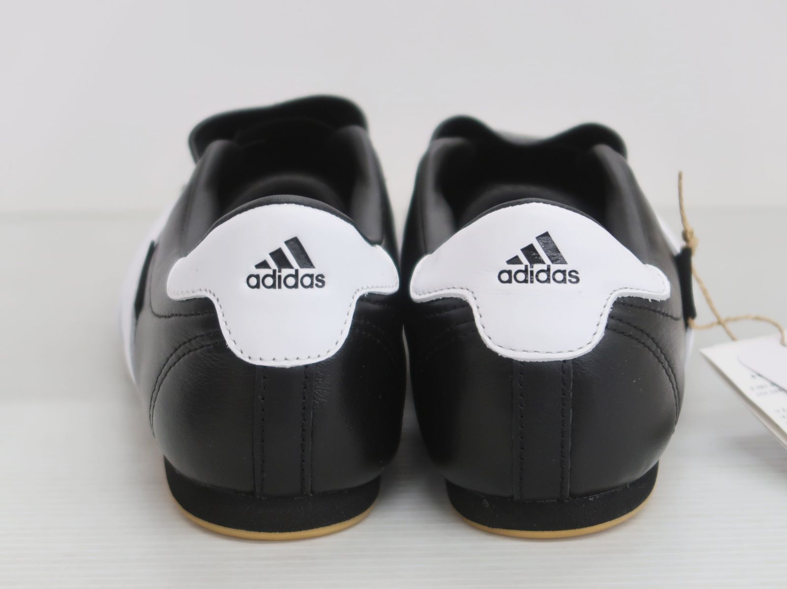 4775 スニーカー