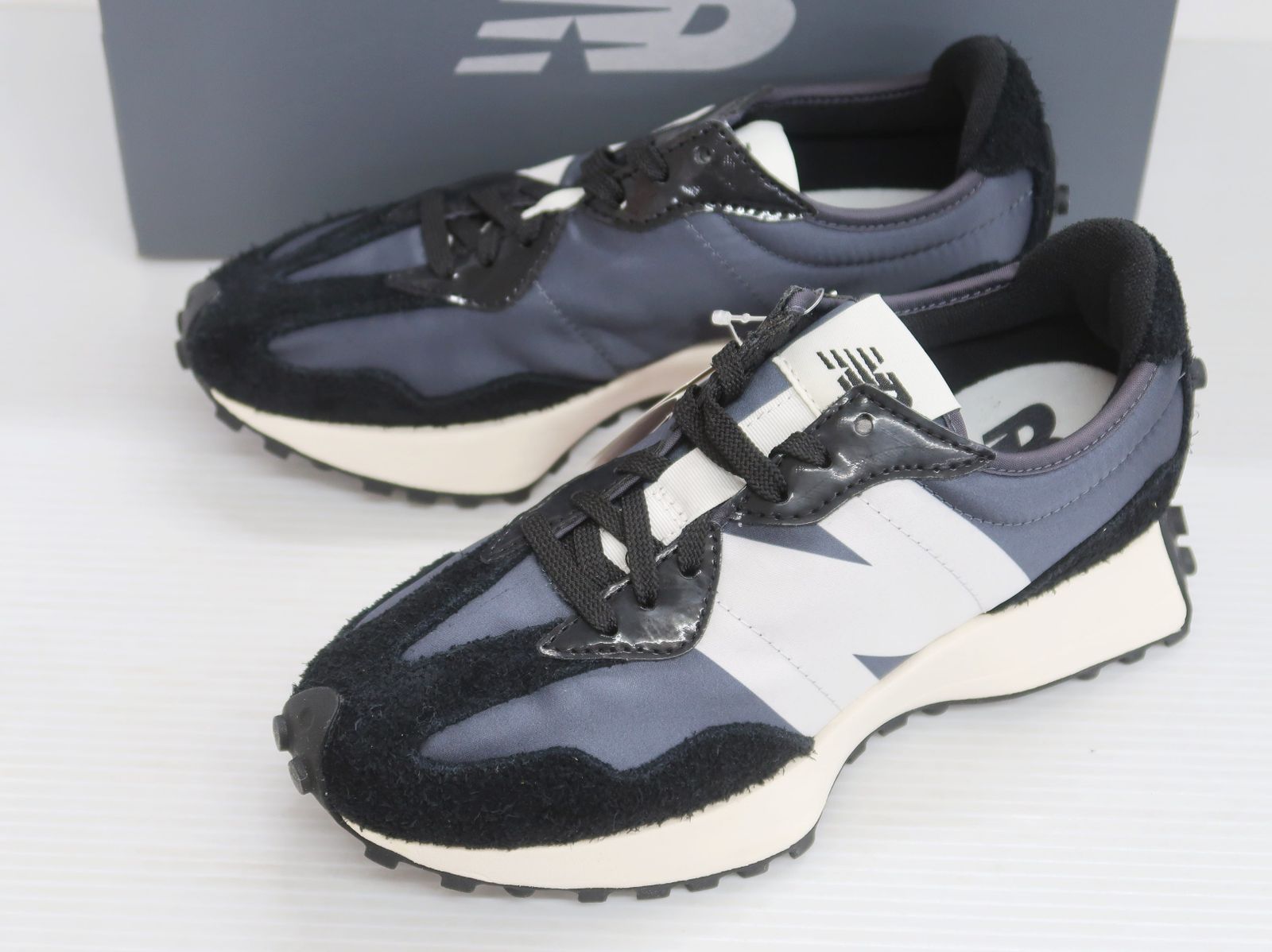 Balance ニュー ンス スニーカー 23