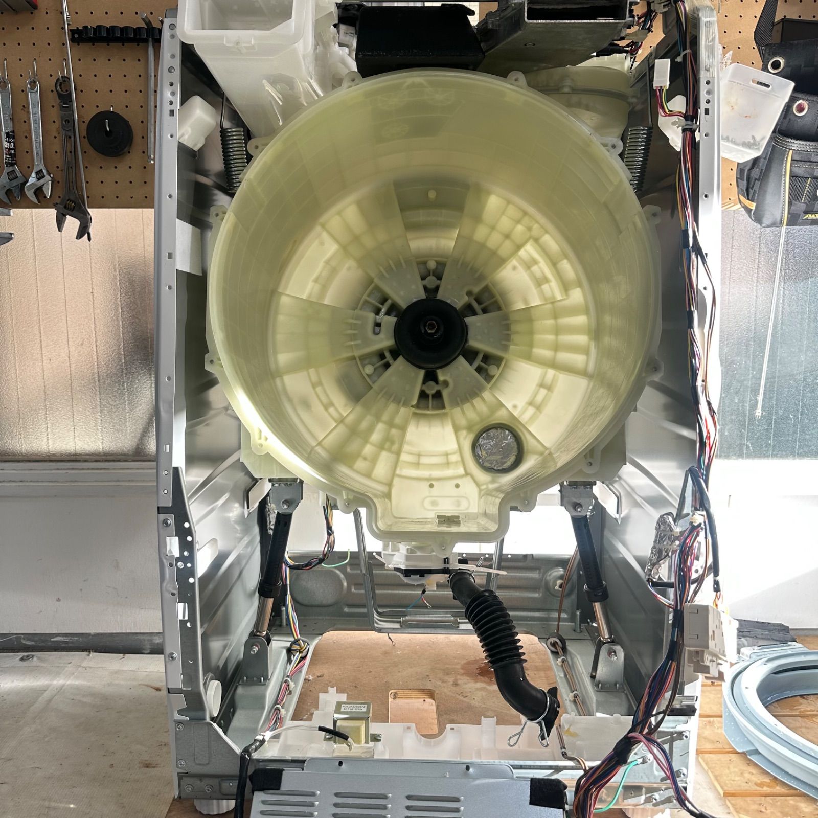 SHARP ES-S7H-WL 2023年製　ドラム式洗濯機　分解洗浄 SHARP ES-S7H-WL 2023年製 ドラム式洗濯機 分解洗浄 - メルカリ