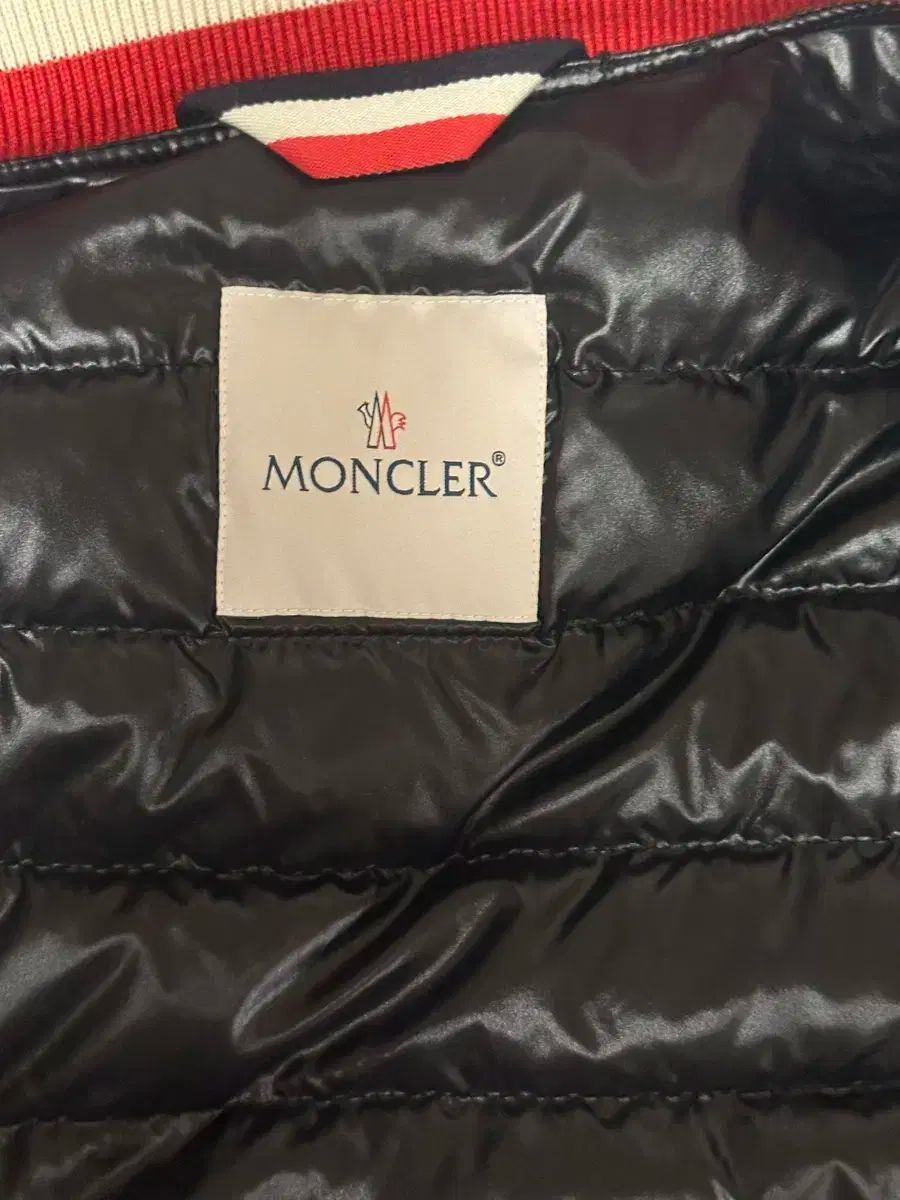 モンクレール ジニ