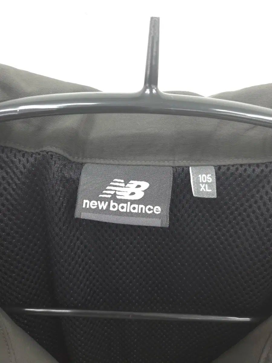 XL ディスイズネバーザット × ニューバランス ブラック ウィンドブレーカー アウター