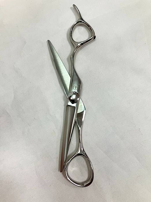 【美品】MIZUTANI FIT 右手用シザー 5.5インチ 未使用】MIZUTANI シザーズ Fit 5.5インチ 刃渡り55mm - メルカリ