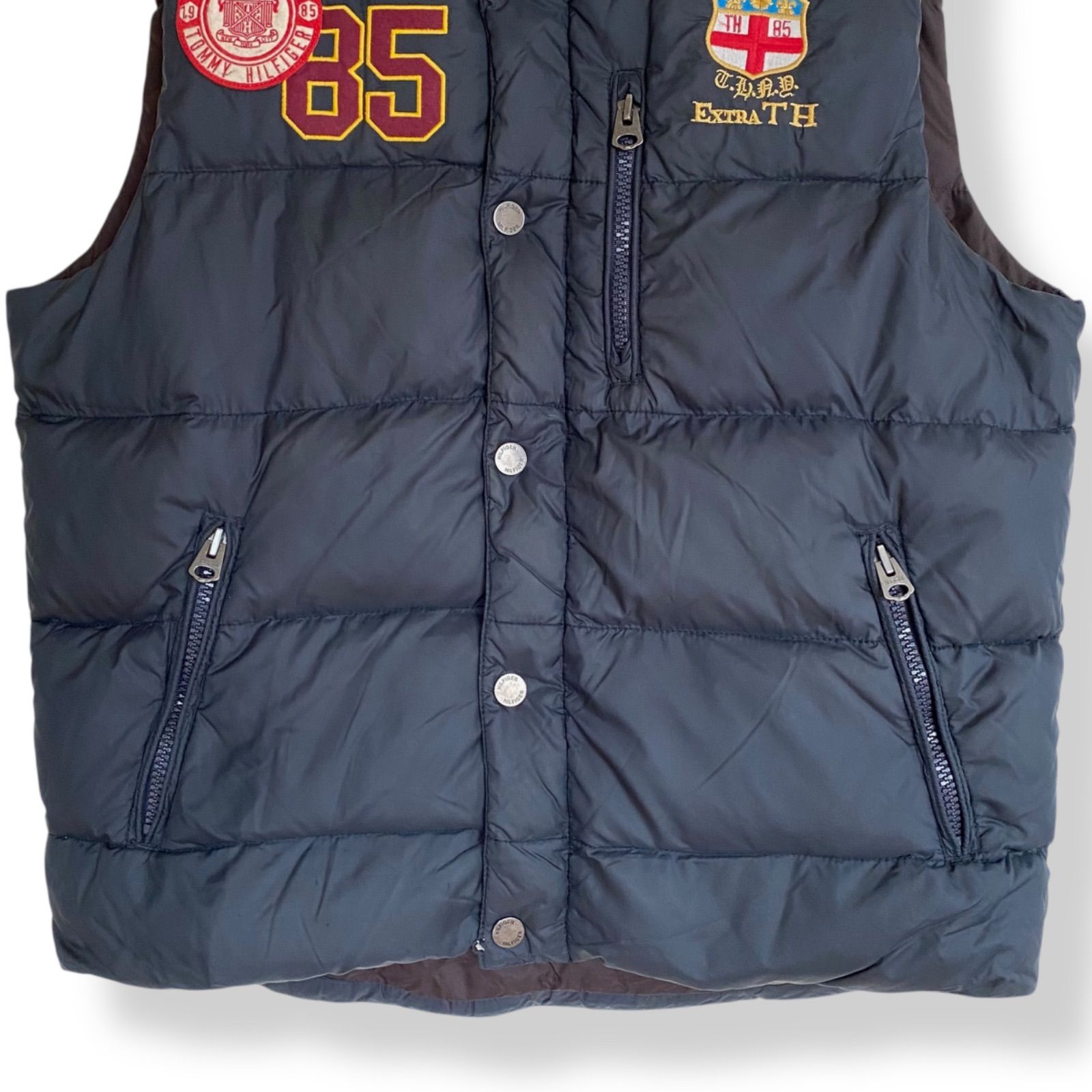 トミーヒルフィガー ベスト 中綿 ダウン ストレッチ ハイネック ネイビー トミーヒルフィガー ベスト 中綿 ダウン ストレッチ ハイネック