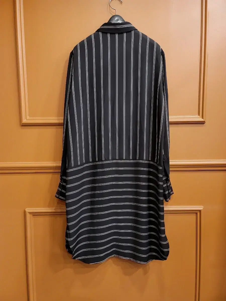  ブラック シャツ型 ONE PIECE 長袖 七分袖 ひざ丈ワンピース