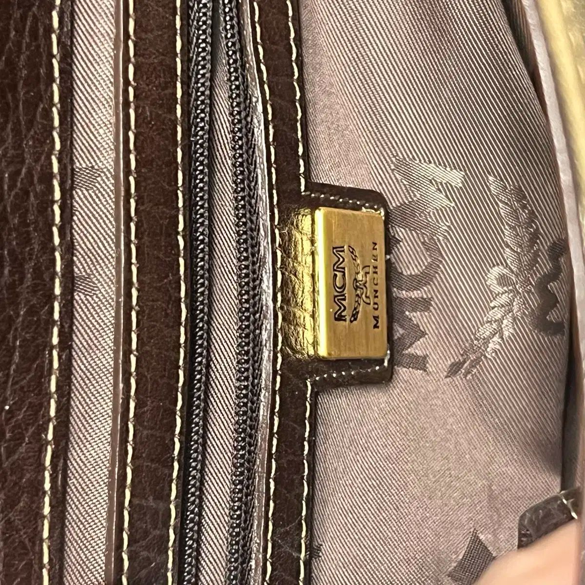 価格比較でお得にお買物。 MCM ロゴ パータン ショルダーバッグ 【品質は100％満足保証】