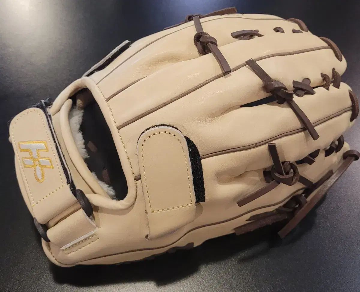 調教済み羊両手グローブ キャメル