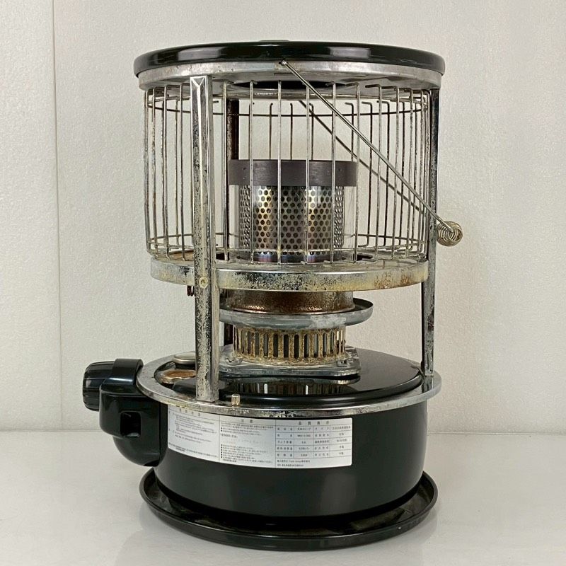 PASECO 美品 円筒形ブラック石油ストーブ　白 PASECO 美品 円筒形ブラック石油ストーブ 白 公式】PASECO(パセコ