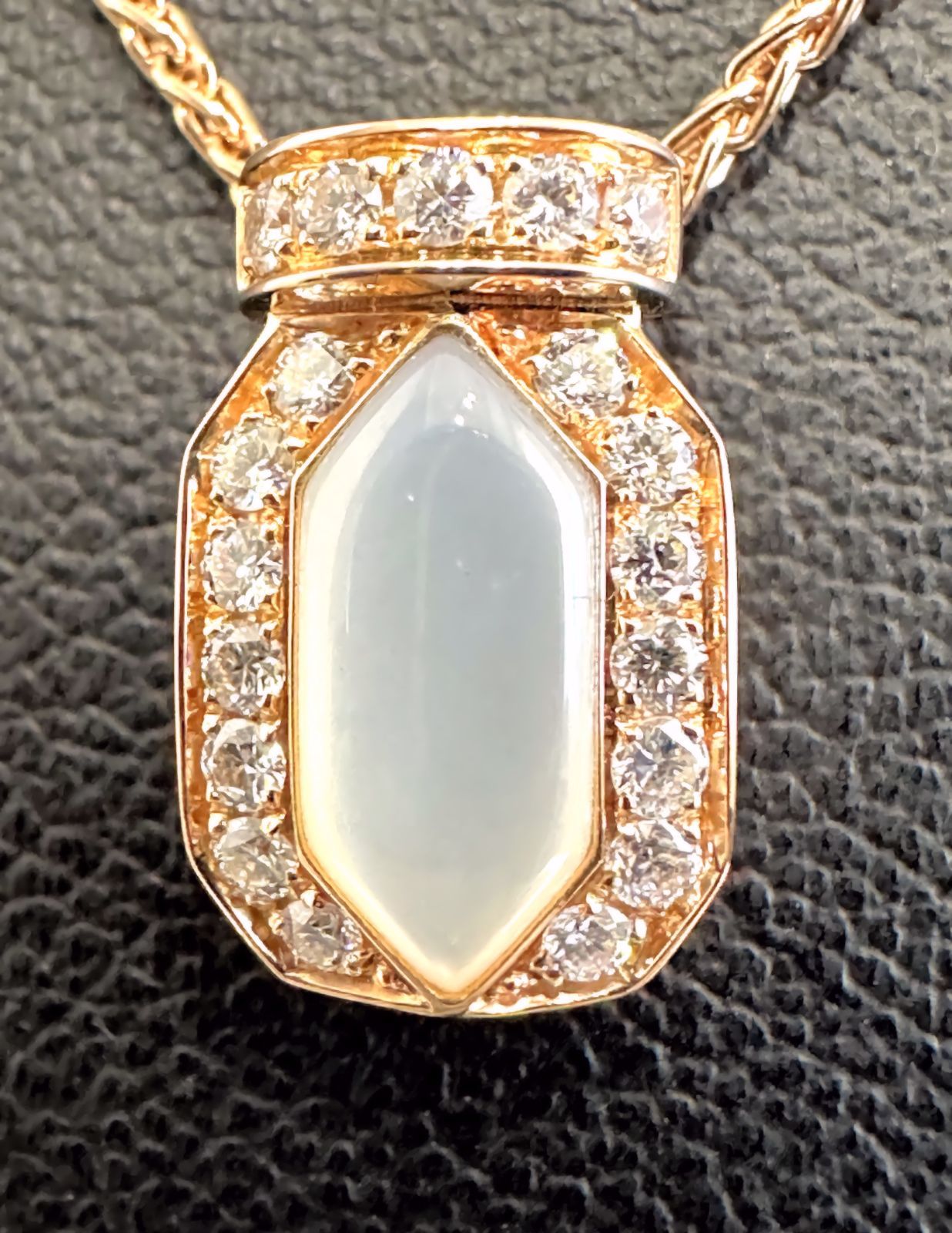 極美品　ピキョッティ　K18 PG　パヴェ ダイヤ　ネックレス　シェルプレート 極美品 ピキョッティ K18 PG パヴェ ダイヤ ネックレス シェルプレート