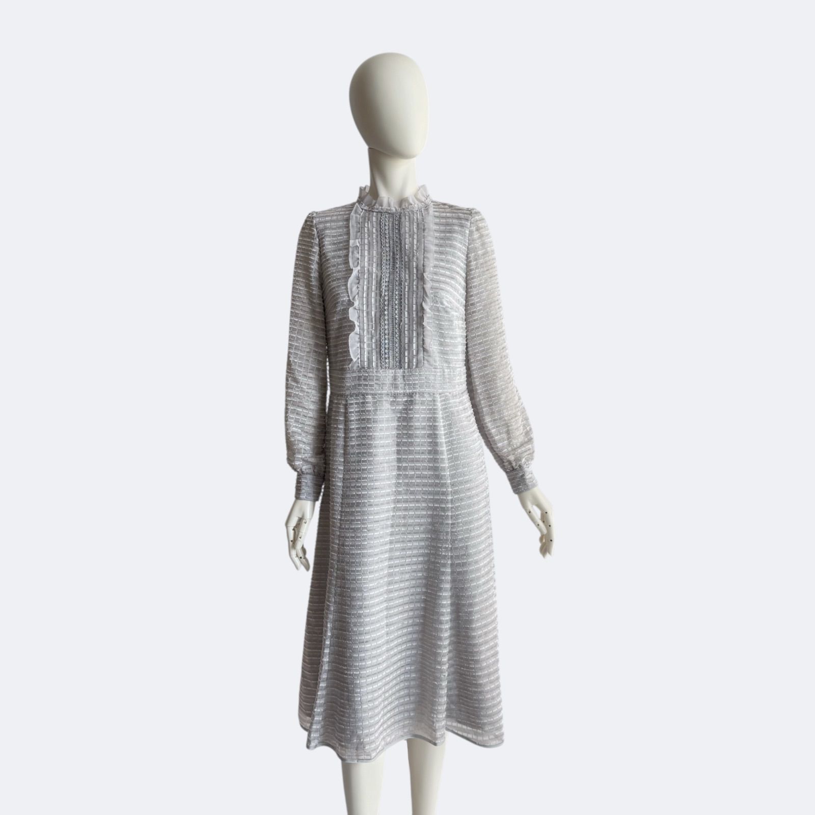 TO BE CHIC トゥービーシック フリルレース ワンピース上品 お呼ばれ