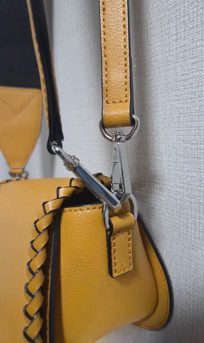 クロスバック イエロー