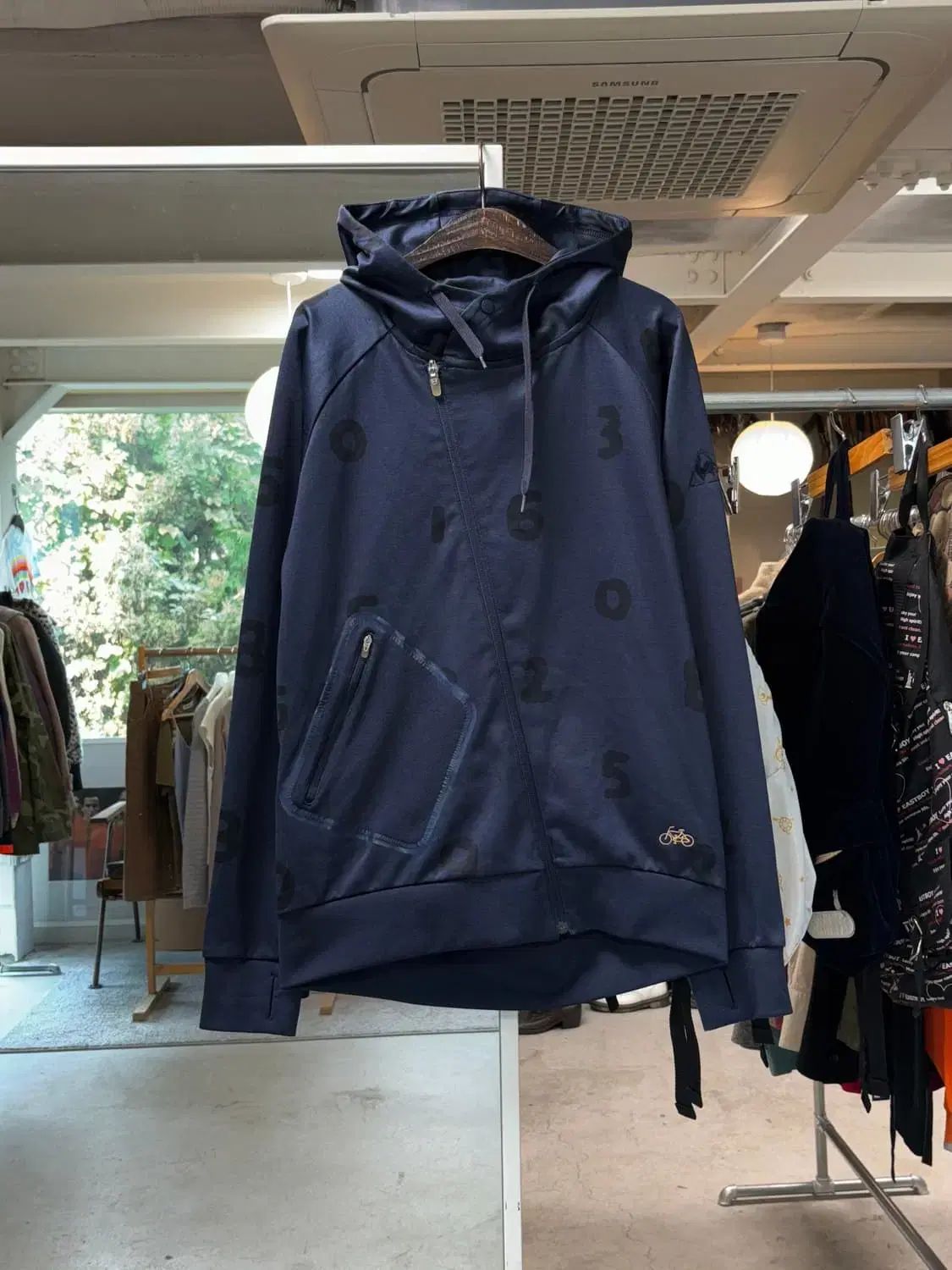 SOU SOU ルコックスポルティフ アシメントリー WHO ジップアップ