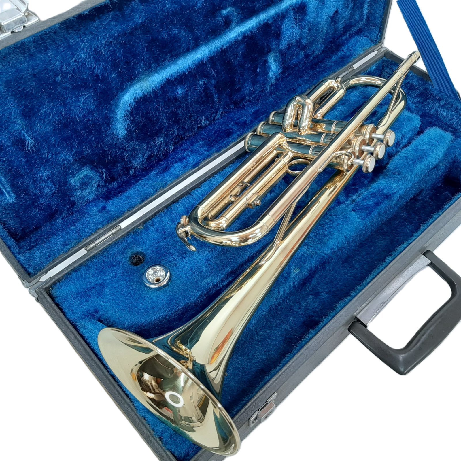 ヤマハ YTR 234 トランペット ゴールド 管楽器 YAMAHA マウスピース ハードケース付き 013858
