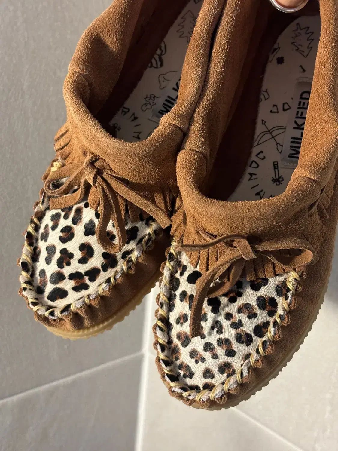 Amimoc milkfed ヒョウ柄 レオパード モカシンシューズ
