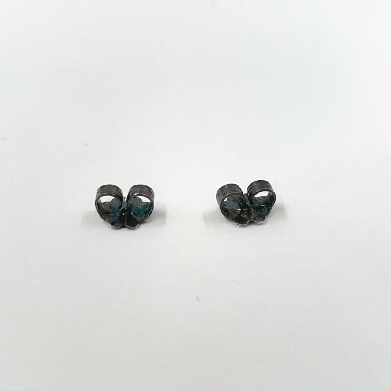TIFFANY & Co. パロマ ピカソ キス SV925 シルバー ピアス - メルカリ