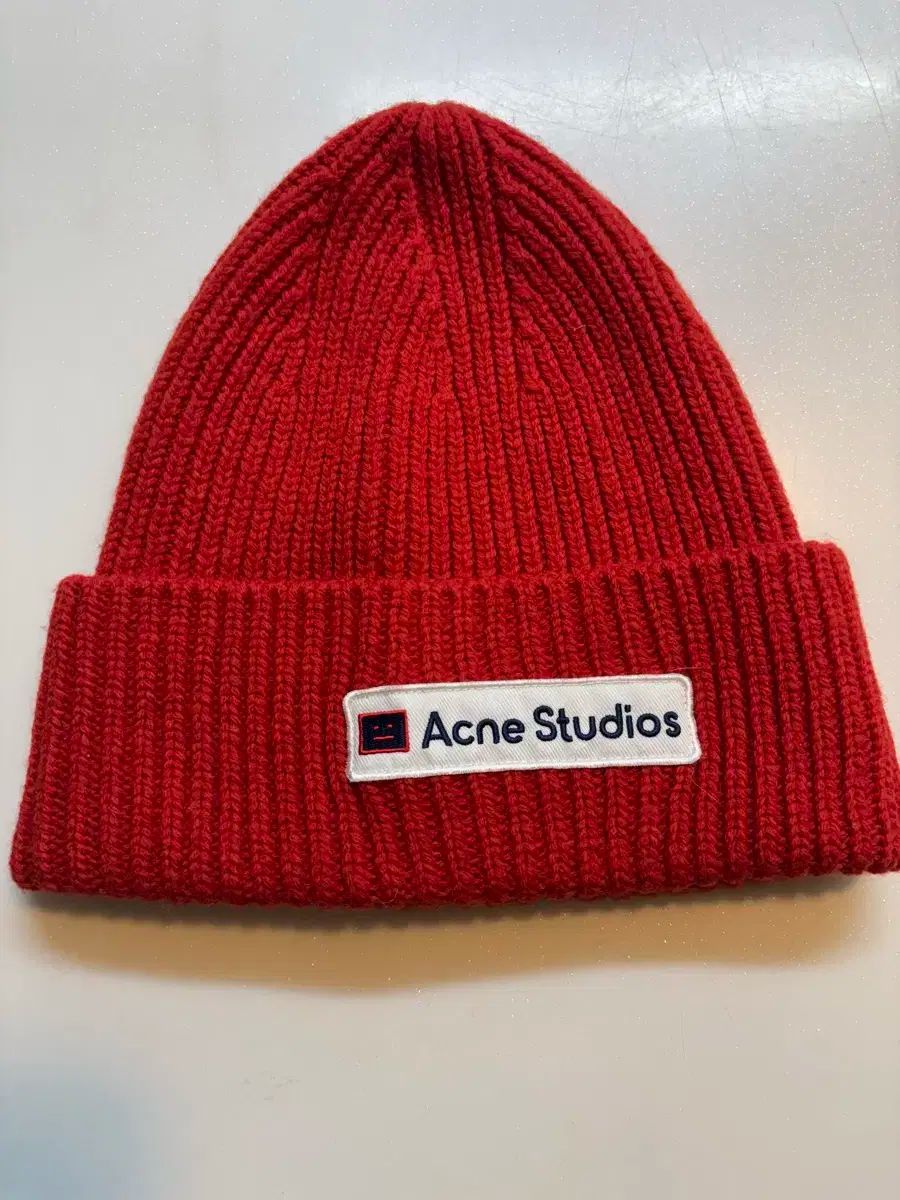 Acne Studios アクネストゥディオズ ビーニー レッド