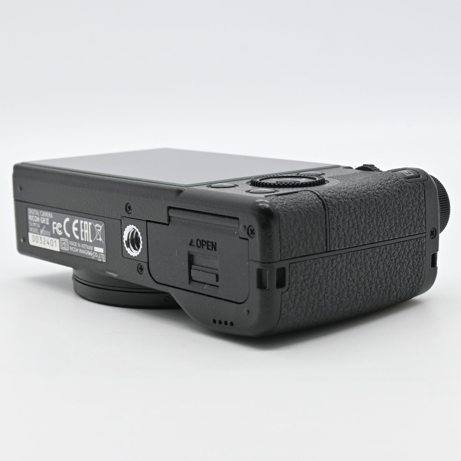 RICOH GR Ⅲ ショット数 13908回 - メルカリ