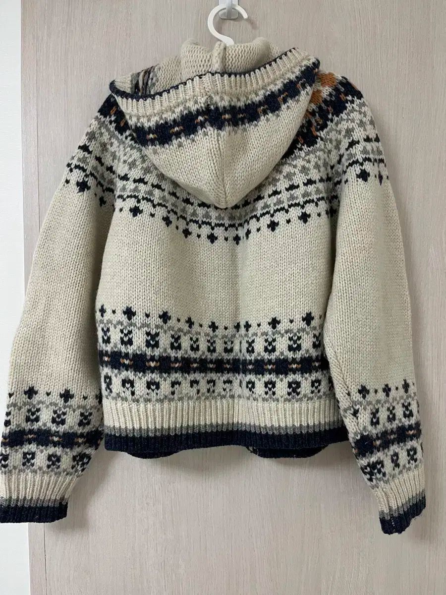  URAGO ジャカード WHOディ ガディガン 長袖 ニット セーター