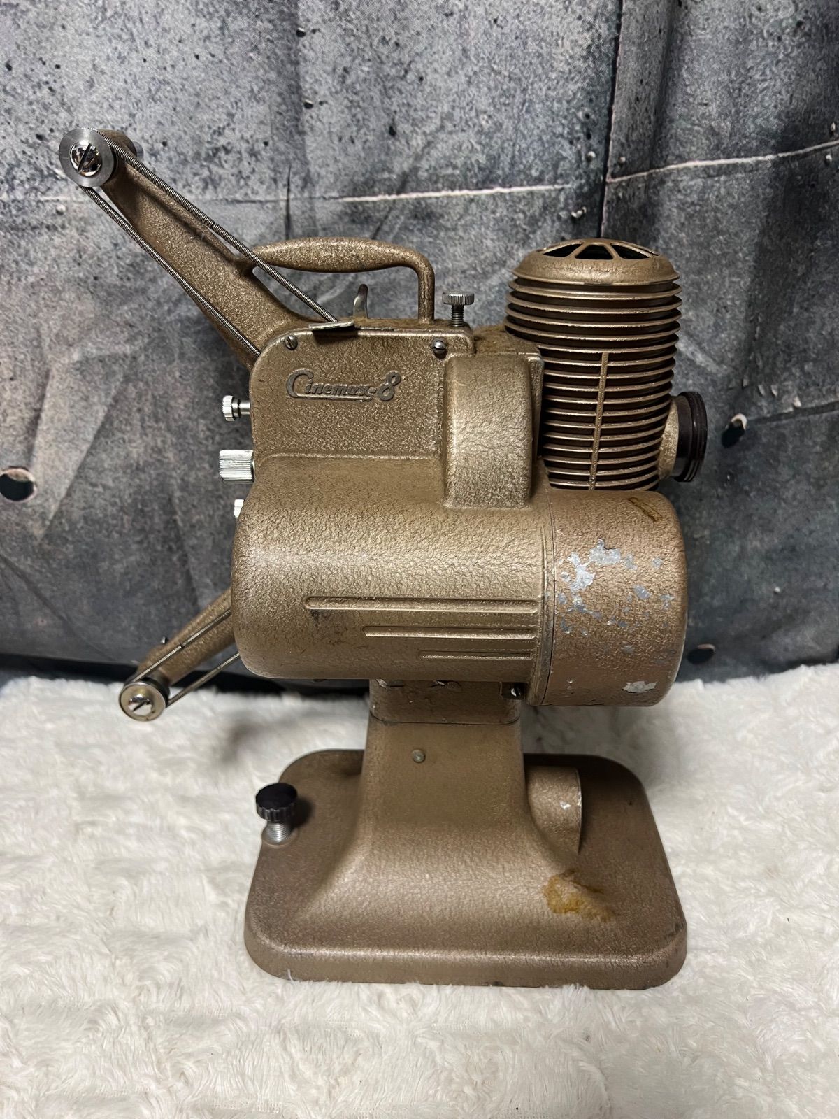 アンティーク 8ミリ映写機 cinemax 8K レトロ - メルカリ