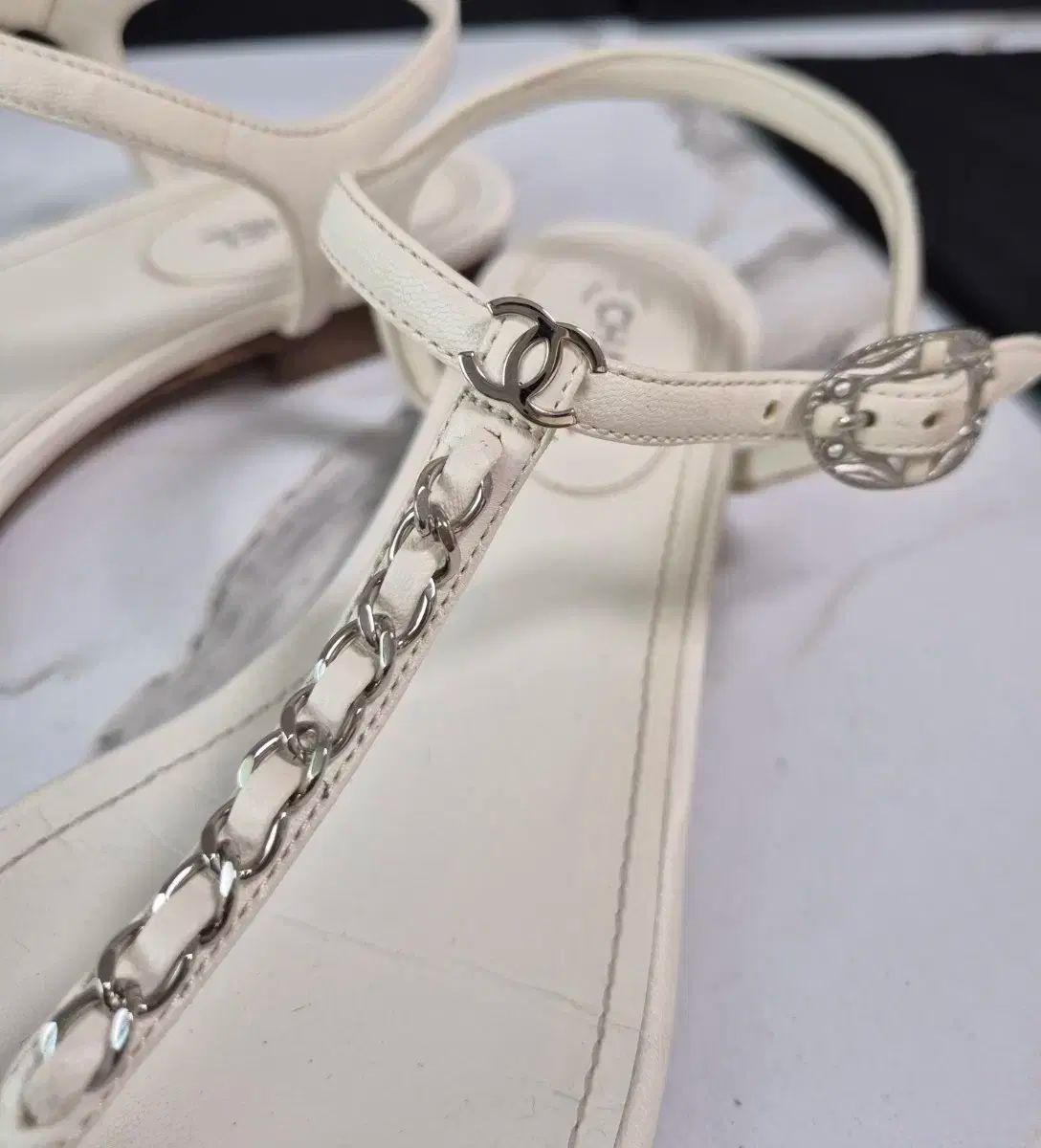 CHANEL シャネル CC ロゴ チェーン ストラップ サンダル 36 5