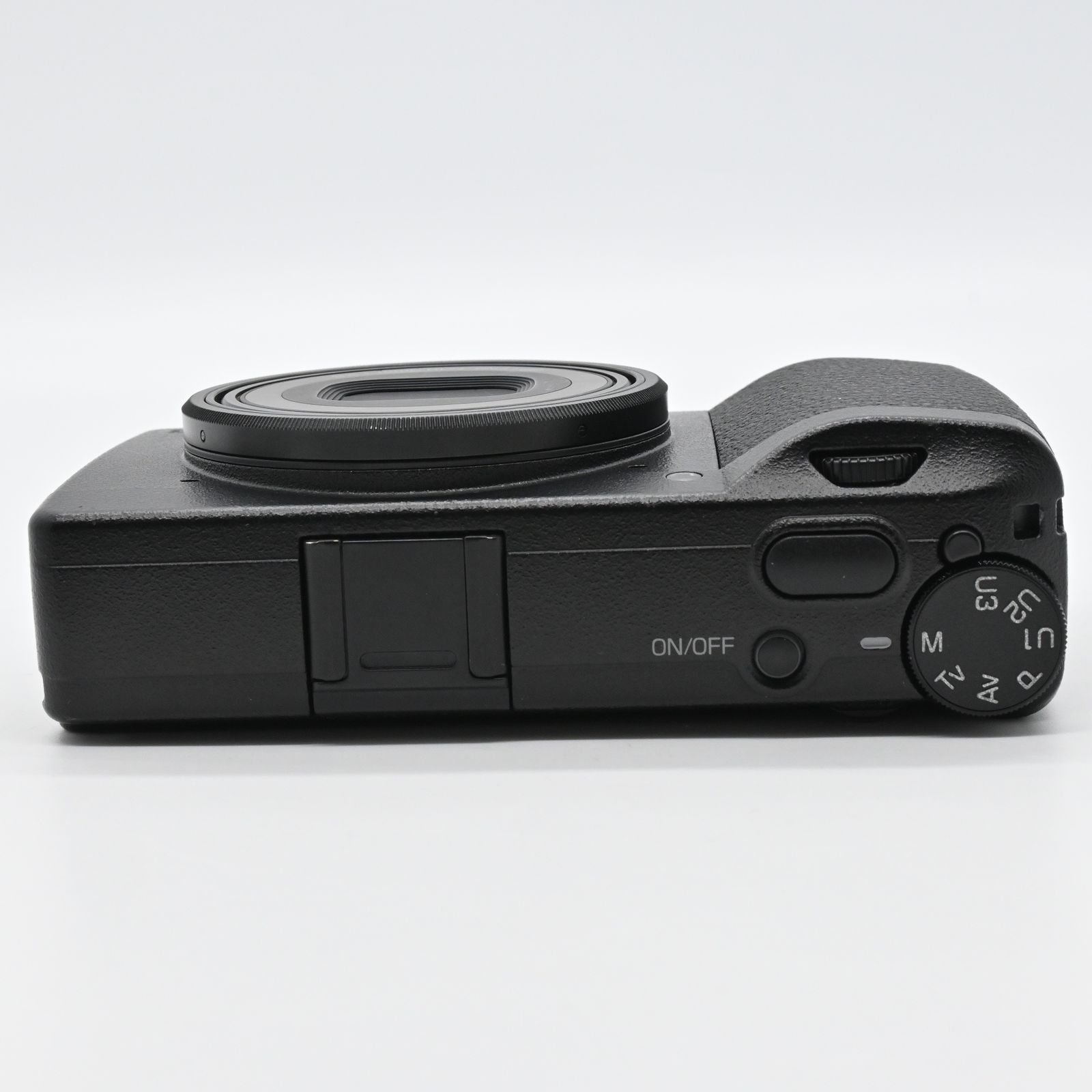 RICOH GR III ショット数 2955回 - メルカリ