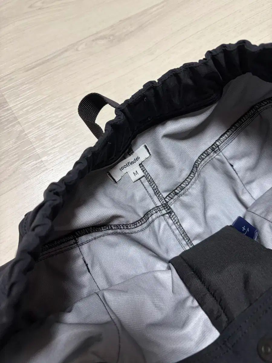 ルートファインダー 23FW ファインダー ユーティリティー パンツ ブラック Mサイズ