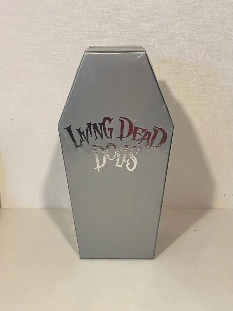 リビングデッドドール