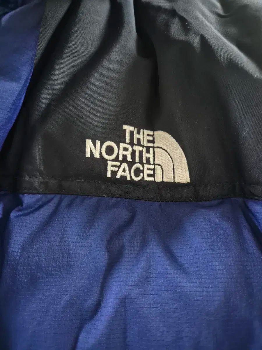 THE NORTH FACE ザノースフェイス キッズ ダウン ブルー ブラック 150