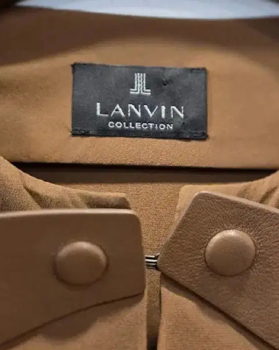 LANVIN