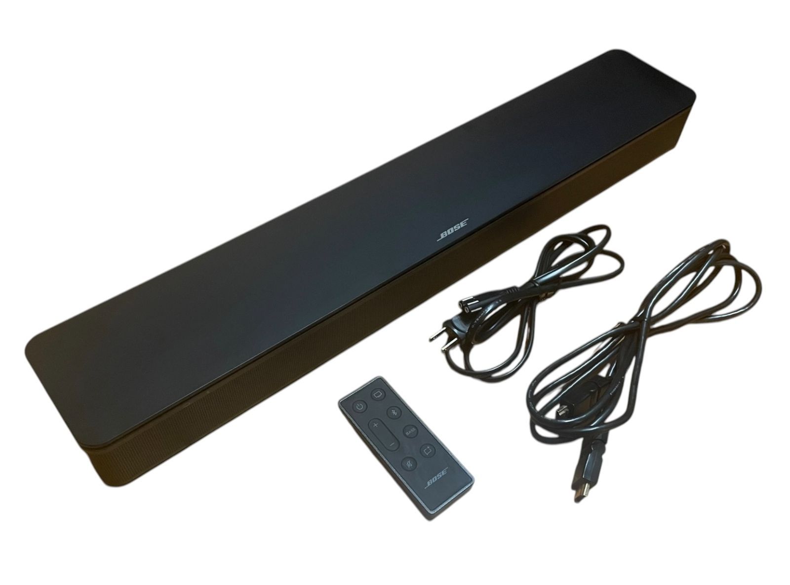 管理番号3117 Bose TV Speaker テレビスピーカー Bluetooth 接続 59.4 cm W x 5.6 cm H x 10.2 cm D 2.0 kg ブラック