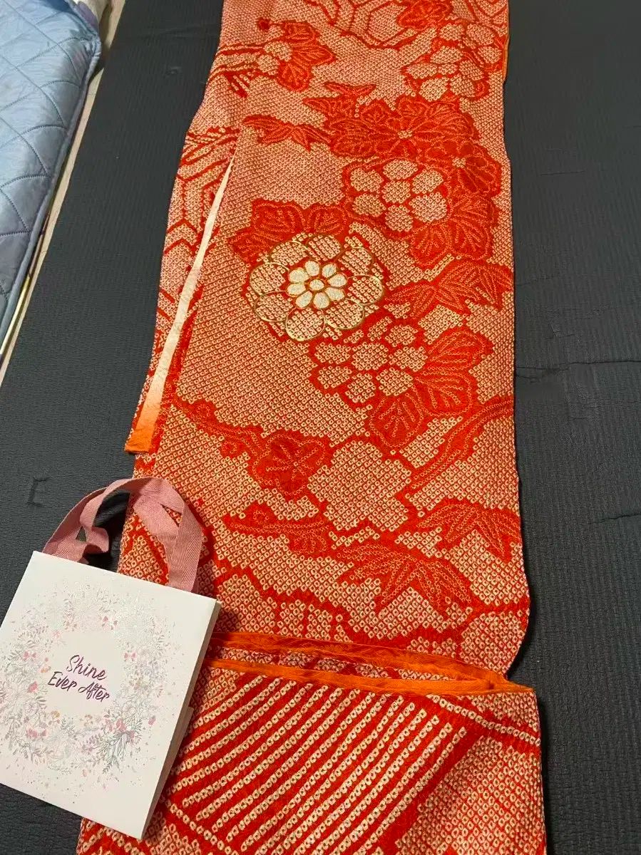  本ボーンシルク WHOフリソデ起毛着物 その他 トップス