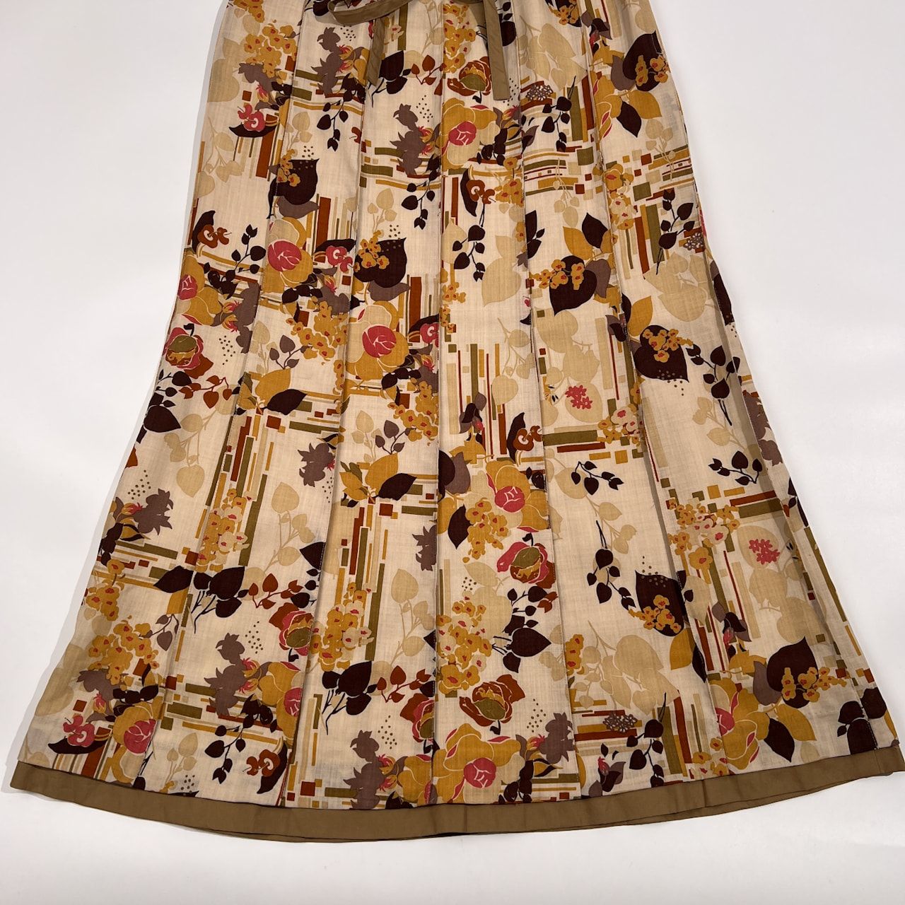 ⚠️確認用⚠️美品！インゲボルグ　花柄　ロングスカート 美品 INGEBORG インゲボルグ 花柄 総柄 ロング スカート サイズ M