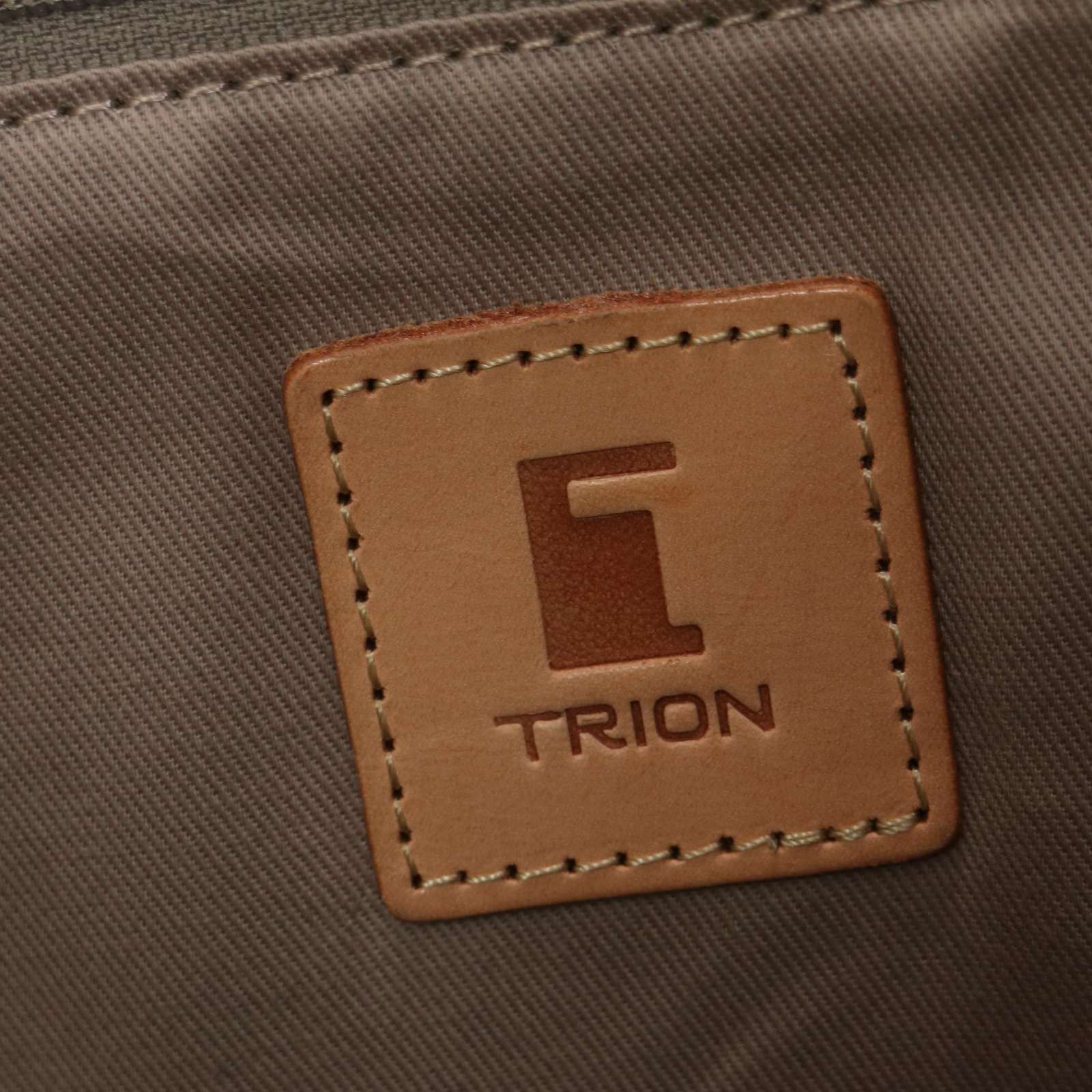 TRION トライオン 通年 レザー ビジネスバッグ ブリーフケース バッグ