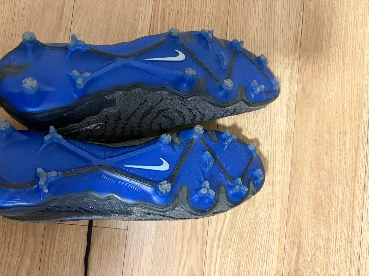 ナイキ ファントムGX サッカーシューズ 280