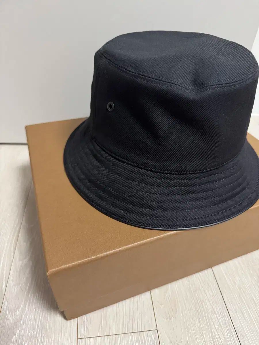 アウトレット最大70％OFF! バーバリー ホースペリー モーティブ コットン バケットハット