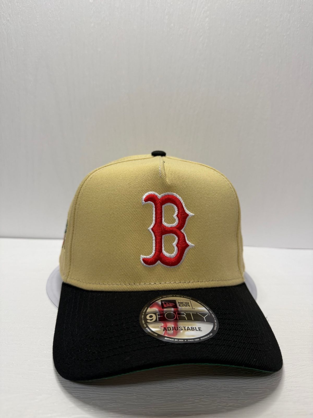 Newera ボストンレッドソックス 100rthアニバーサリー 9forty A-FRAME スナップバックキャップ ツートン