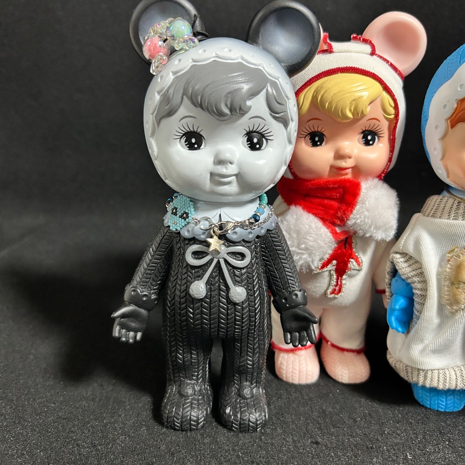 アットチャーミー 2セット(4個入り)新品未使用品 チャーミーちゃん 人形 まとめ売り 注文 セット モノクロ 招き猫