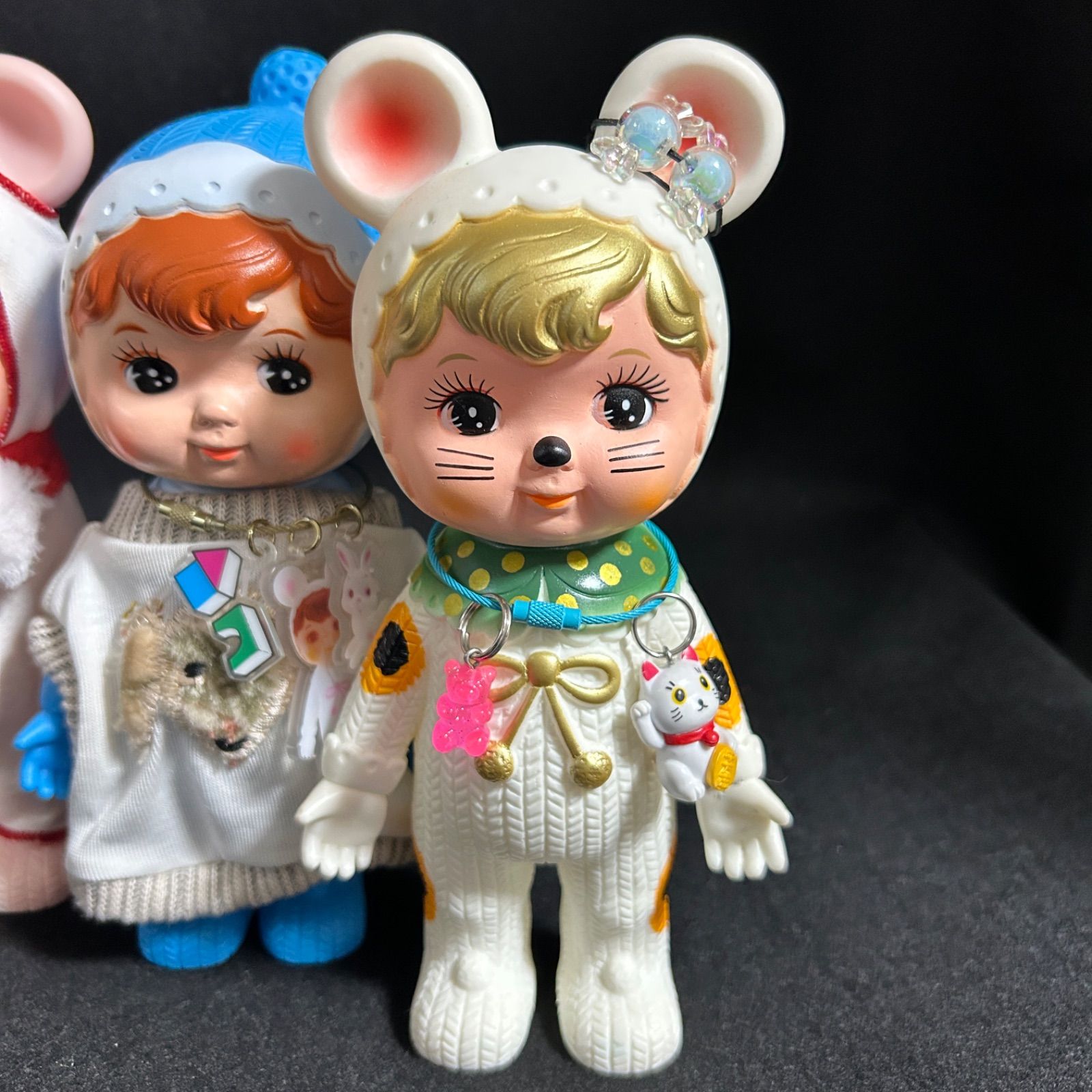 アットチャーミー 2セット(4個入り)新品未使用品 チャーミーちゃん 人形 まとめ売り 注文 セット モノクロ 招き猫