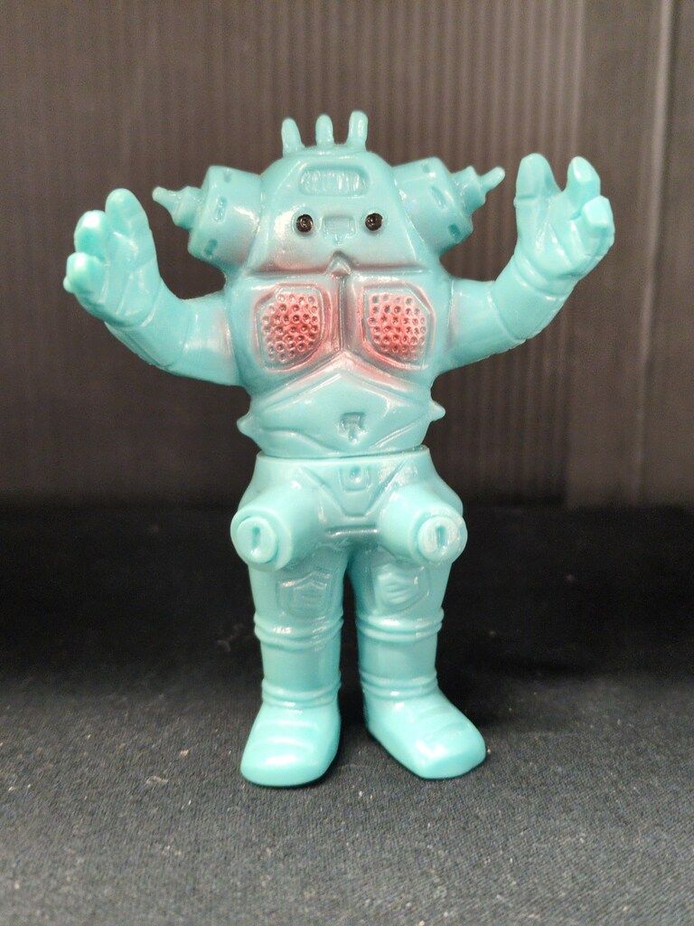 やまなや 復刻ブルマァクミニソフビ ウルトラセブン キングジョー ミニ