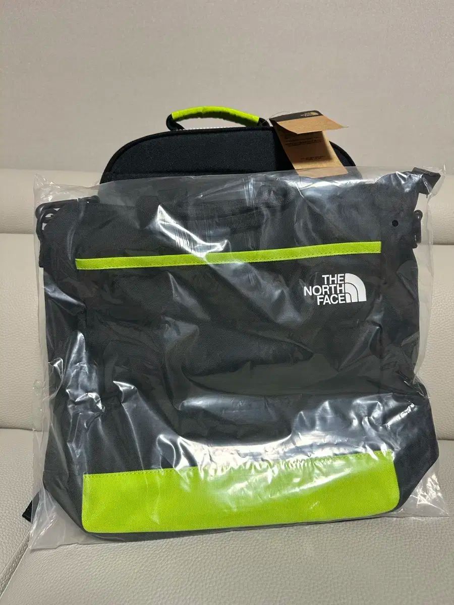 THE NORTH FACE ザノースフェイス 小学 生用 本 バッグ