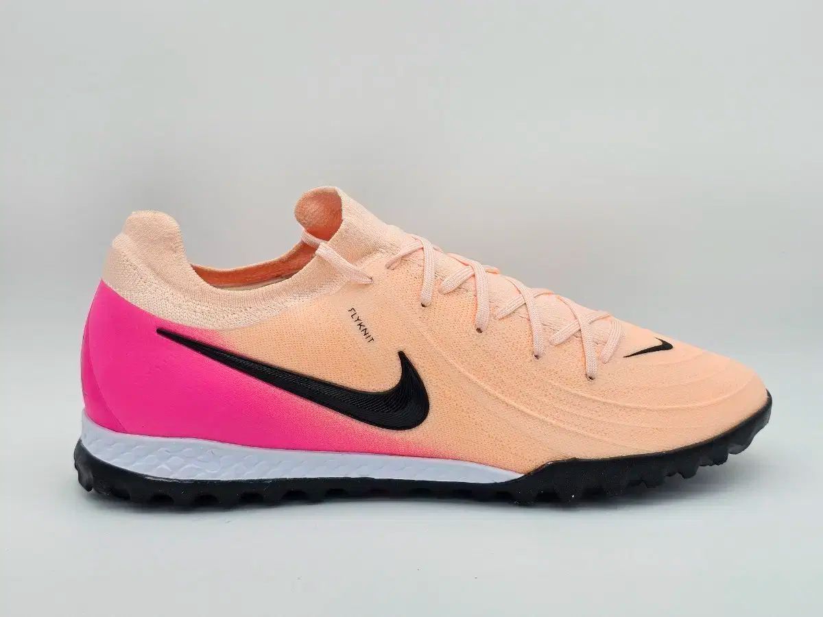 NIKE ナイキ FANTOM プロ サッカーシューズ