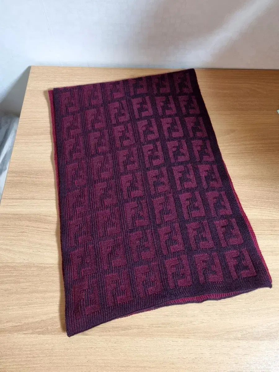 FENDI フェンディ FF ロゴ マフラー