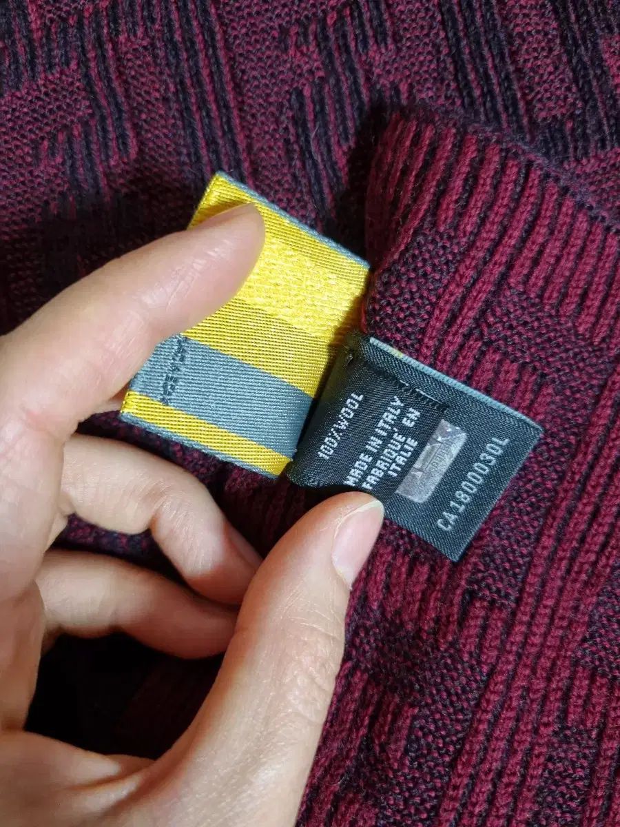 FENDI フェンディ