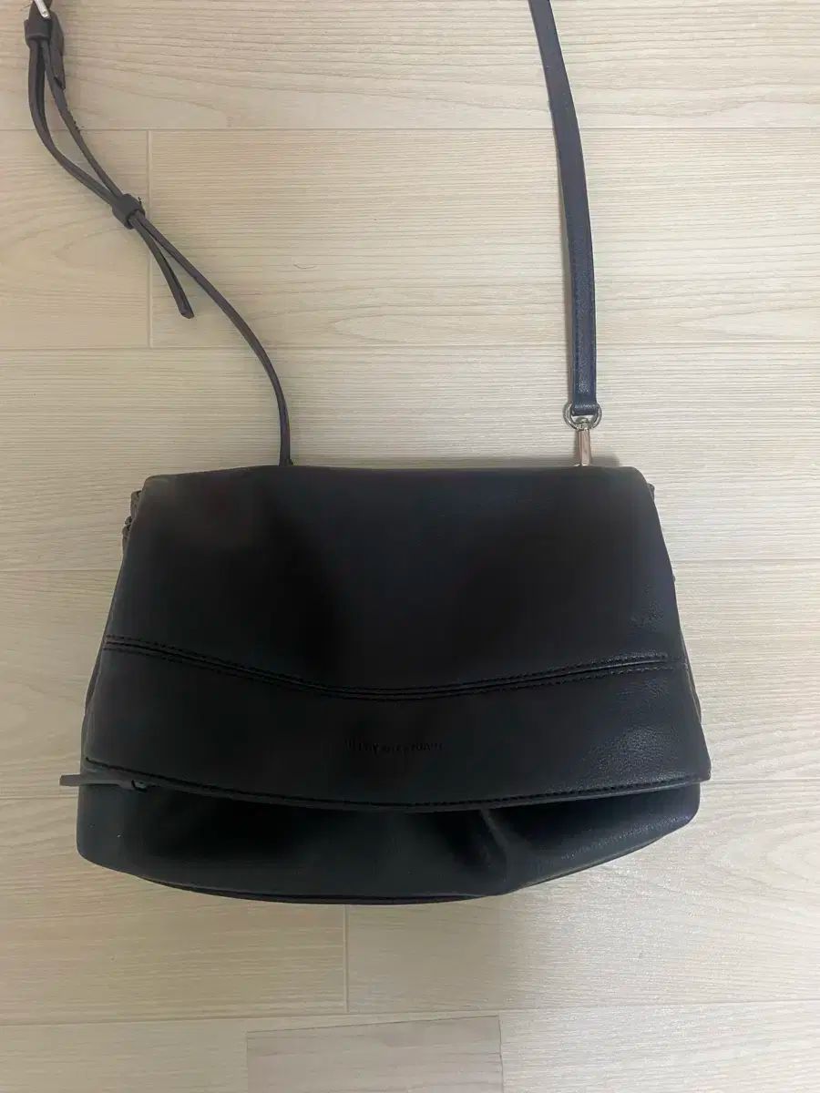 ジルバイ ジル スチュアート クロスバッグ