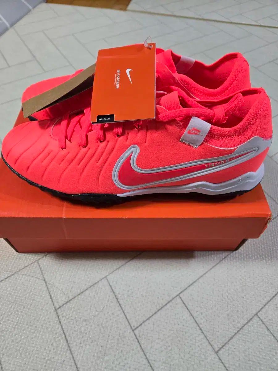 NIKE ナイキ ティエンポ レジェンド10 プロ サッカーシューズ 260mm