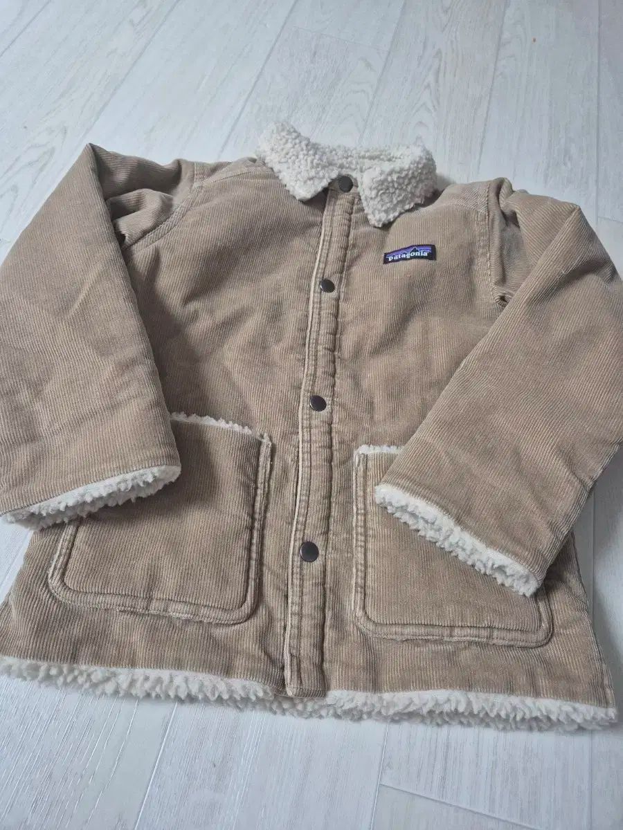 パタゴニア コーデュロイ シェルパ ジャケット 5 T