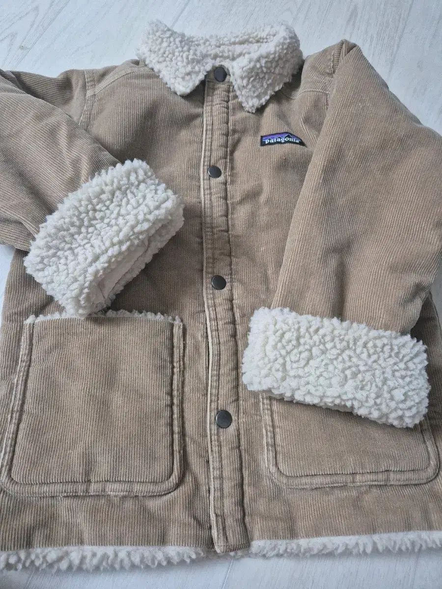 パタゴニア コーデュロイ シェルパ ジャケット 5 T